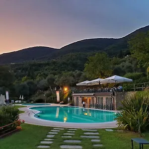 4* Lejlighedshotel Domina Borgo Degli Ulivi - Garda Lake